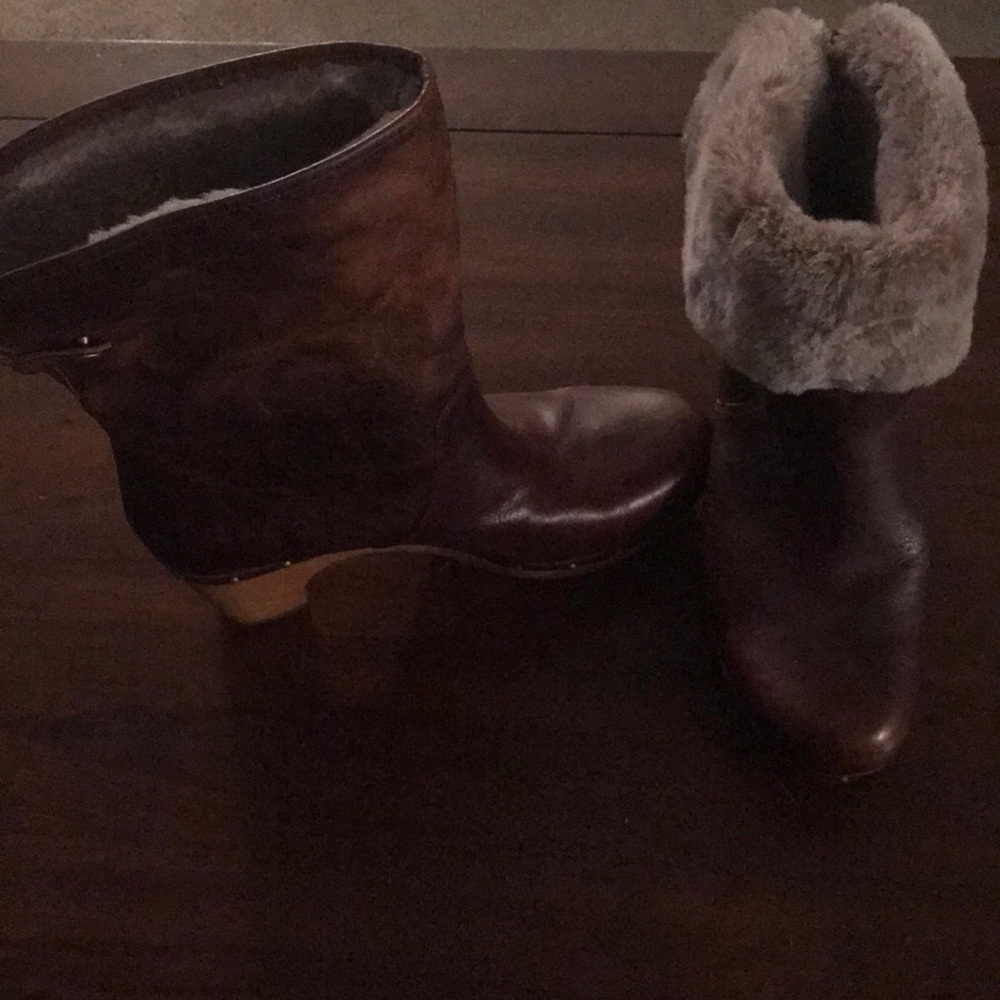 UGG LYNNEA II